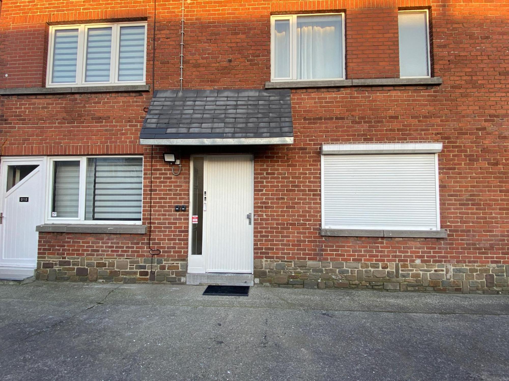 1-C Superbe Appartement Tres Calme Et Bien Decore Charleroi Eksteriør billede