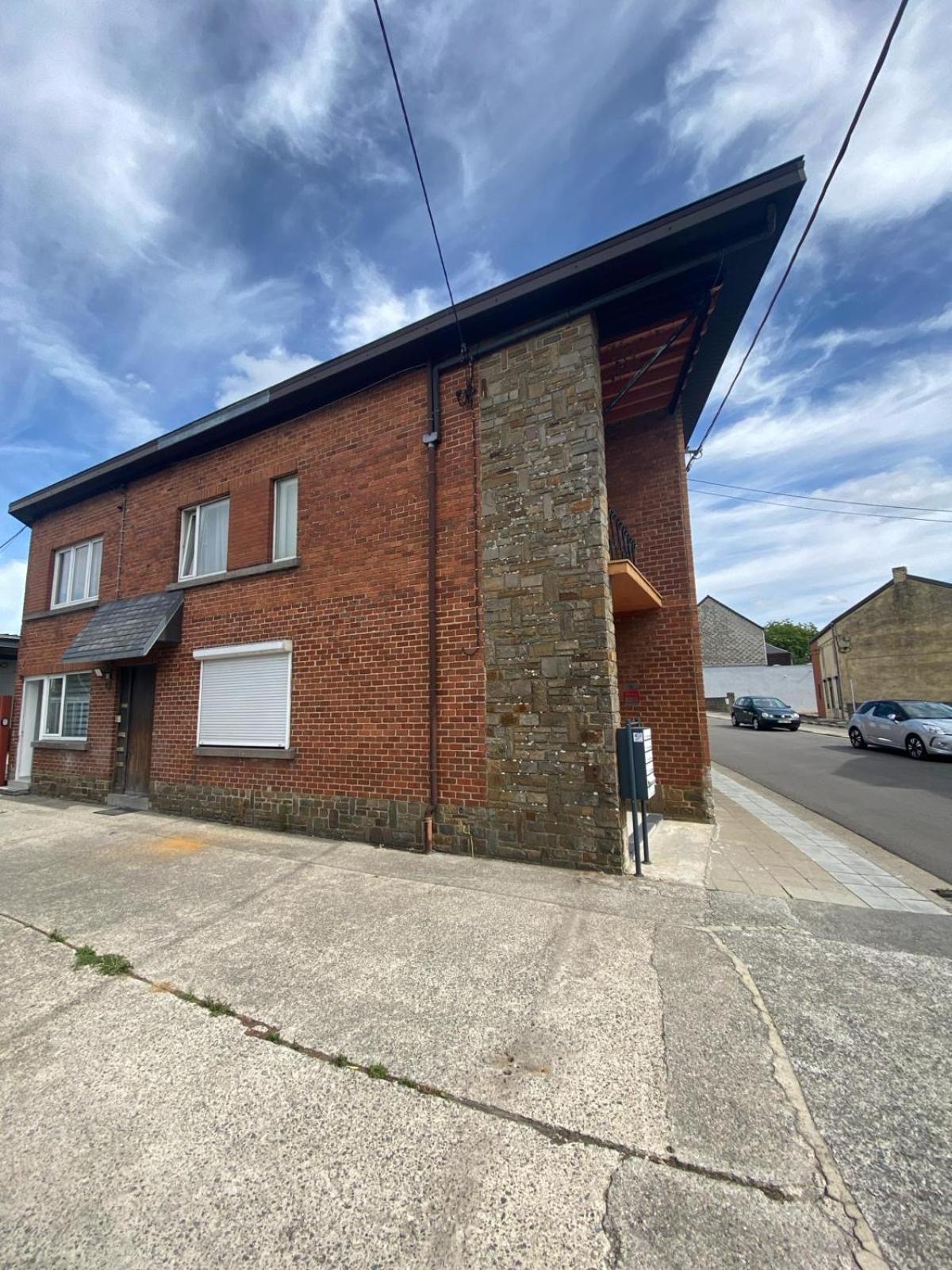 1-C Superbe Appartement Tres Calme Et Bien Decore Charleroi Eksteriør billede